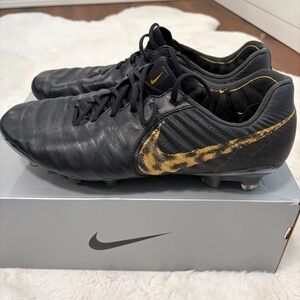 Nike Legend 7 Elite FG Soccer Shoes